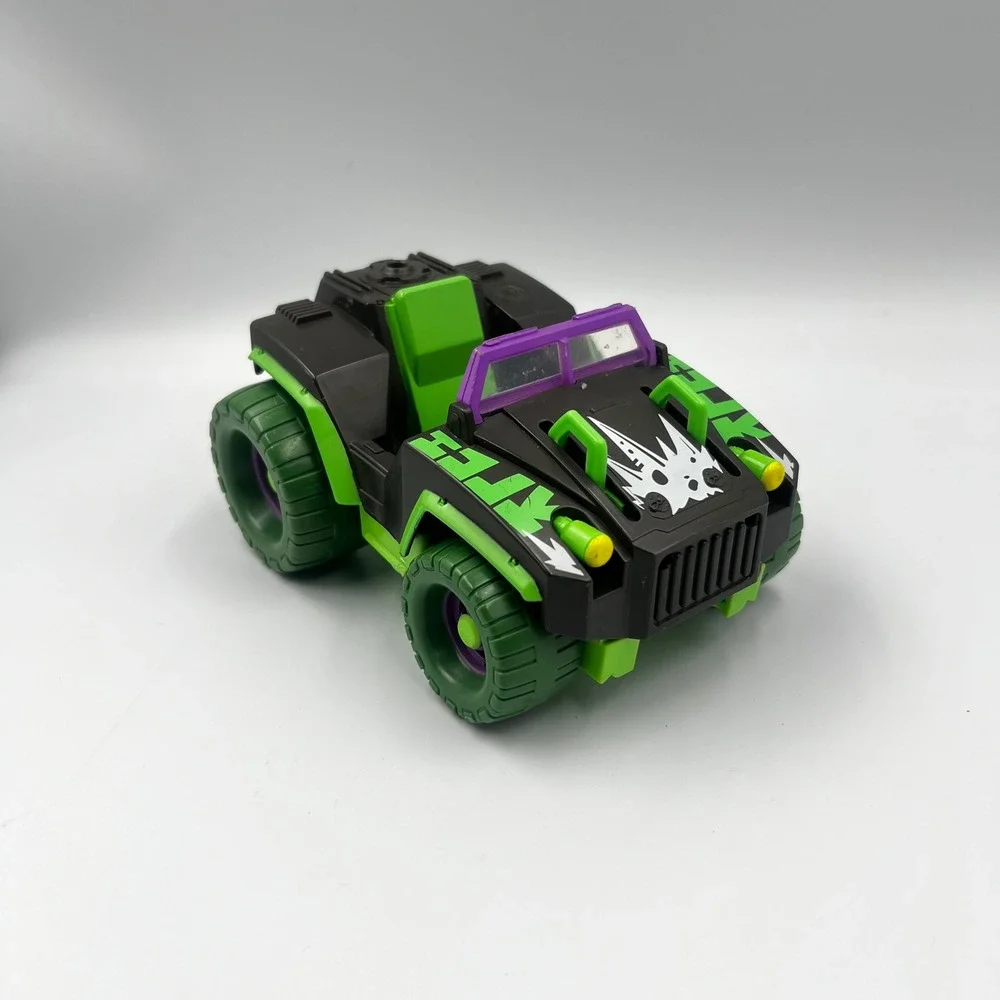 Hasbro Marvel Hulk Smash Truck Green Black & Purple Off Road Toy Vehicle 2011